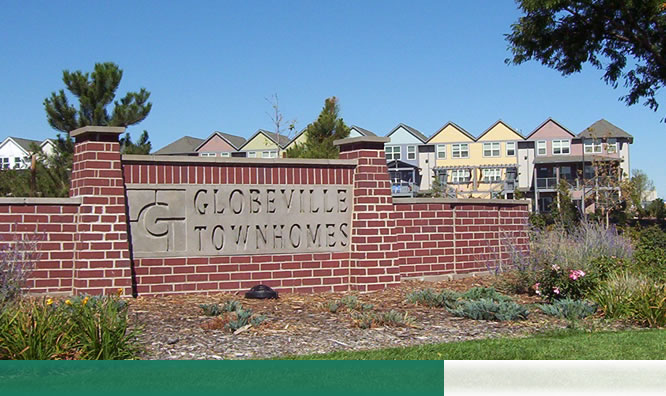 Globeville Townhomes